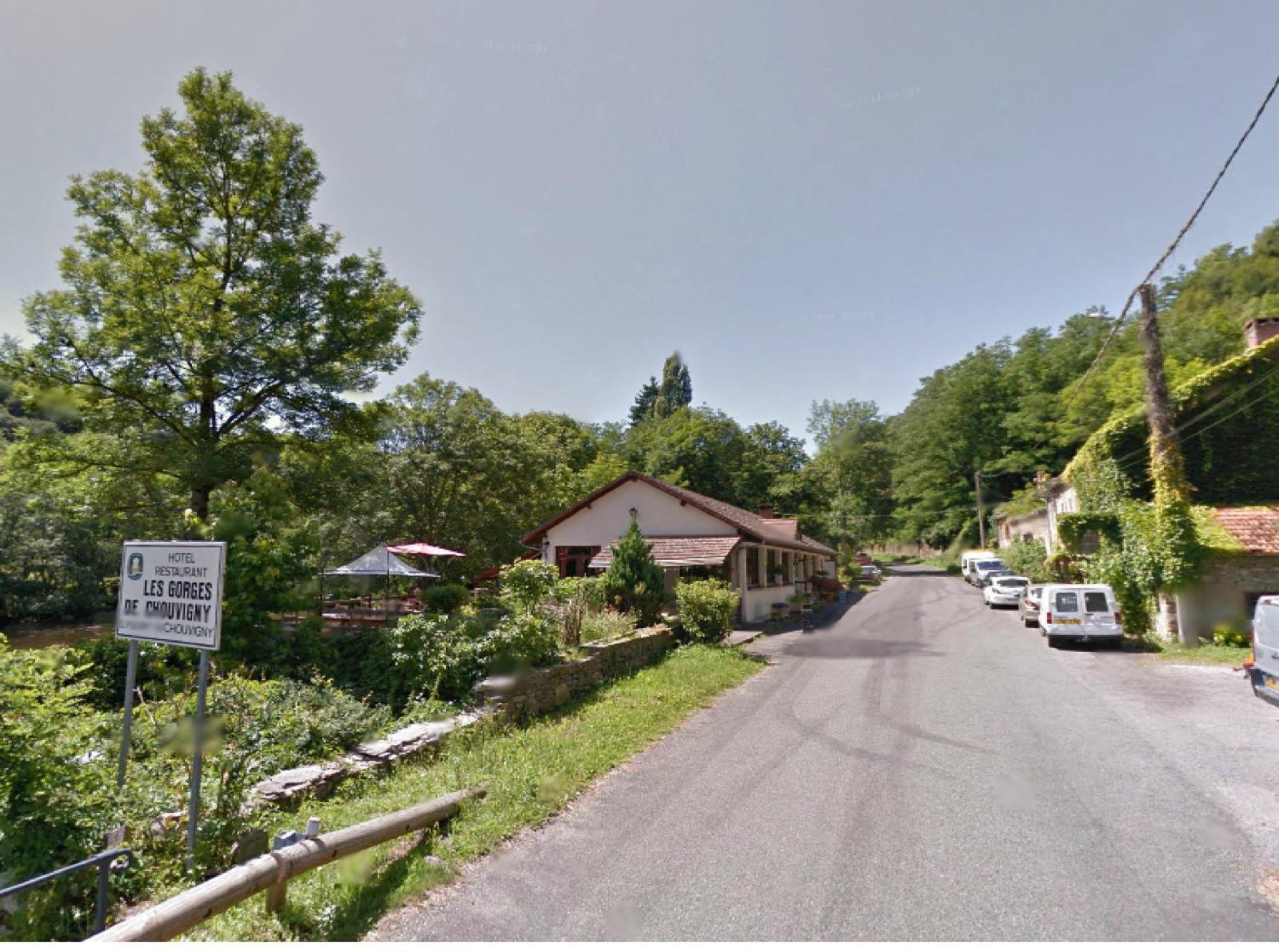 Hotel Restaurant Les Gorges De Chouvigny Exterior foto